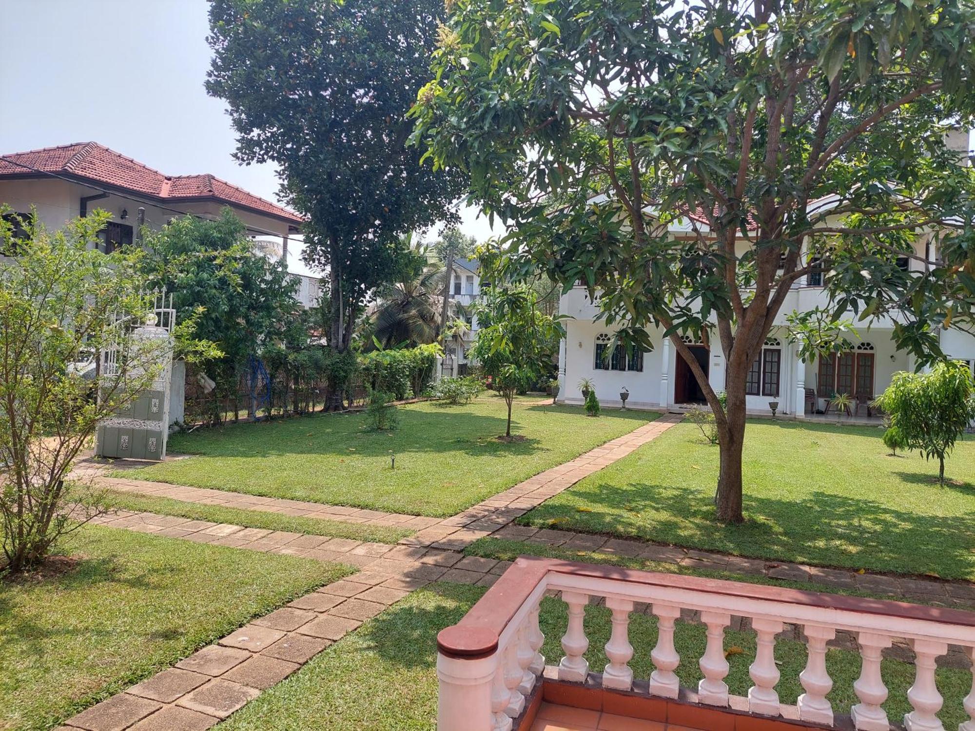 Gudsmith Home Negombo Dış mekan fotoğraf