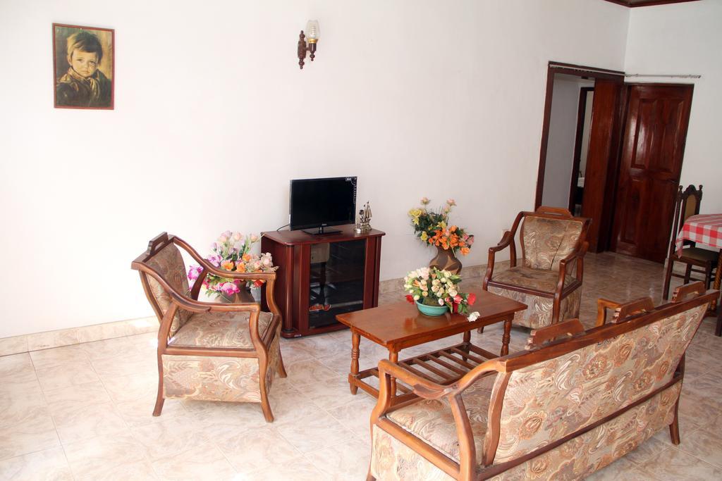 Gudsmith Home Negombo Dış mekan fotoğraf